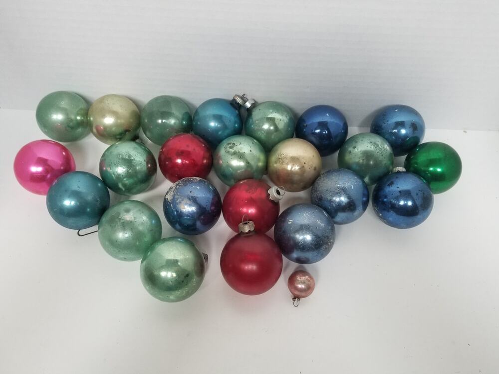Vintage Lot of 23 Glas Blown Ornaments Shiny Brite/Made in USA